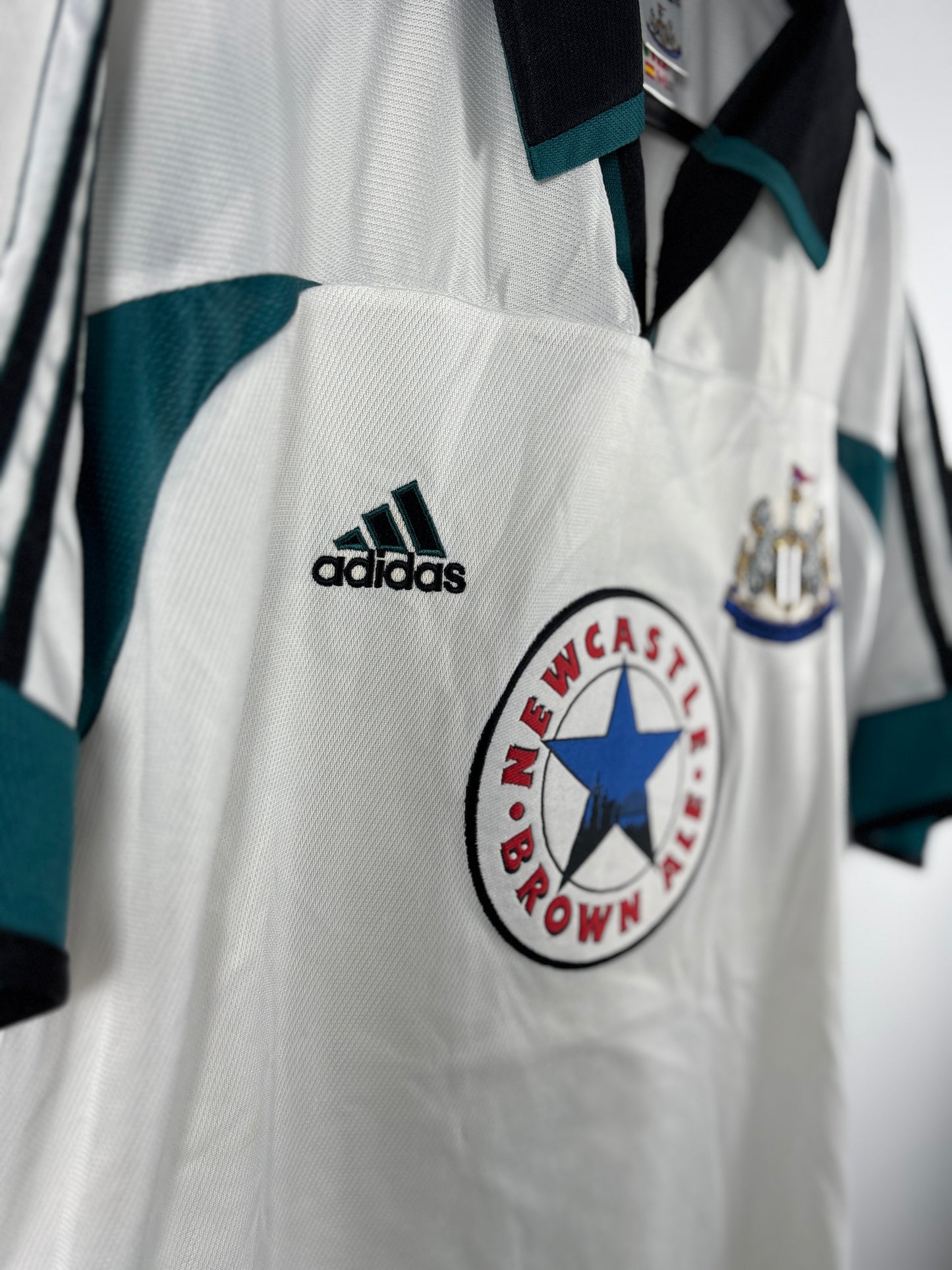 Newcastle United 1999/2000 Auswärtstrikot - M