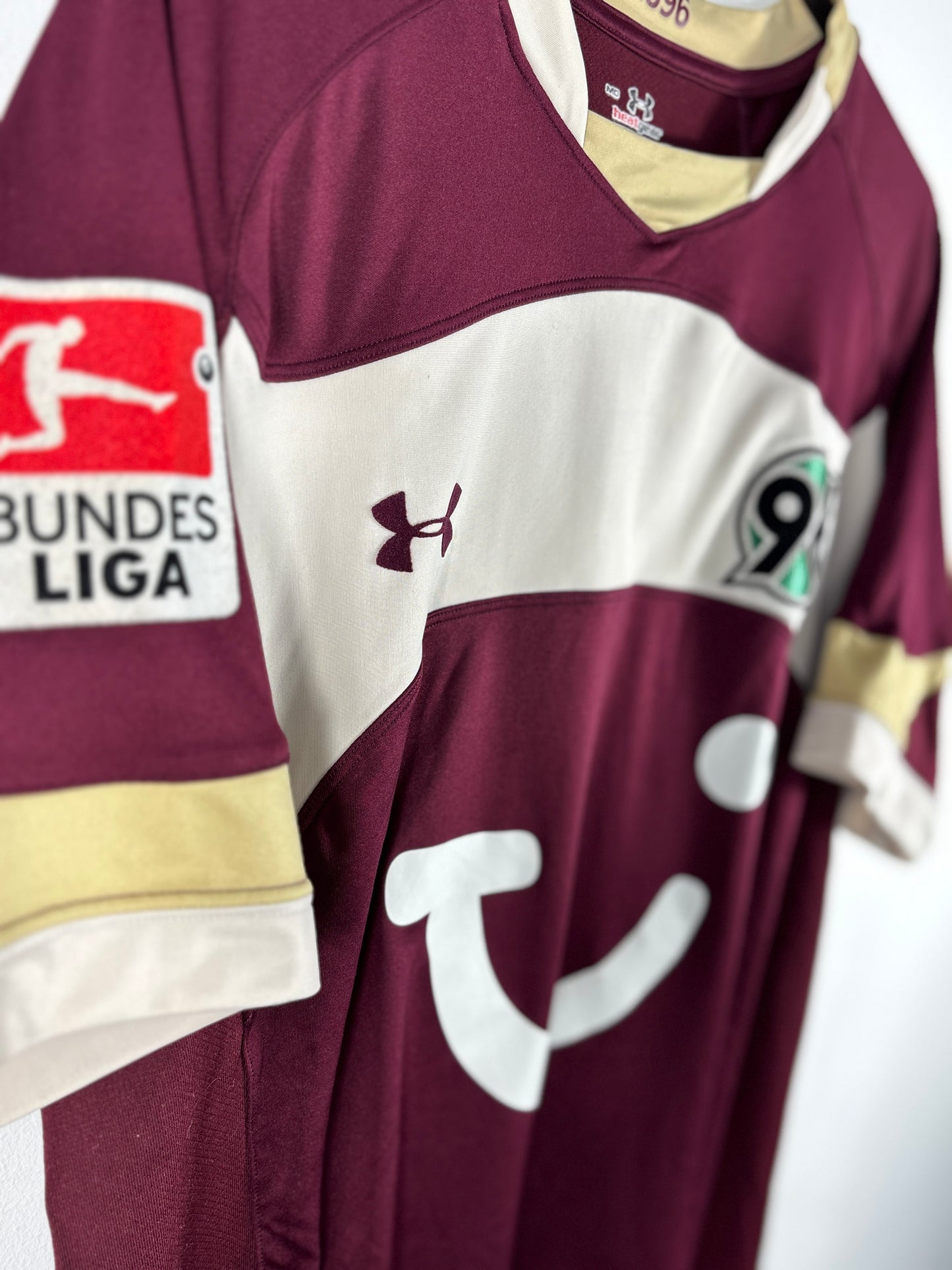 Hannover 96 2010/2011 Heimtrikot  – M - #12